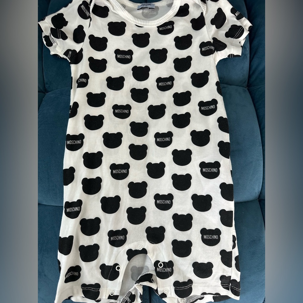 Moschino 2 piece onesie set
